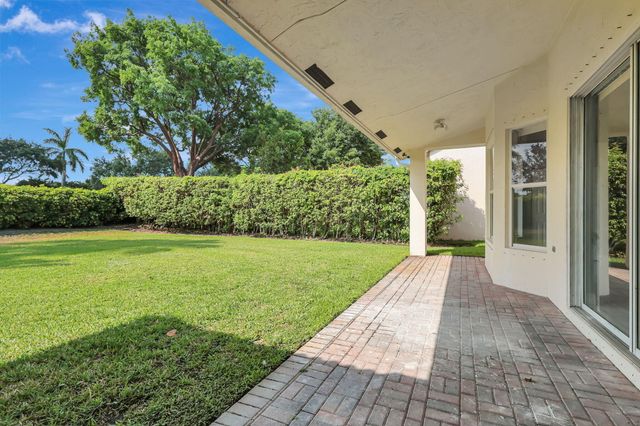 4190 Bahia Isle Circle, Wellington, FL 33449