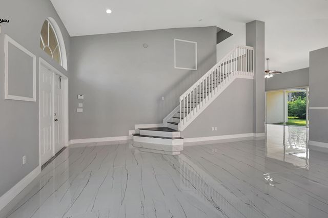 4190 Bahia Isle Circle, Wellington, FL 33449
