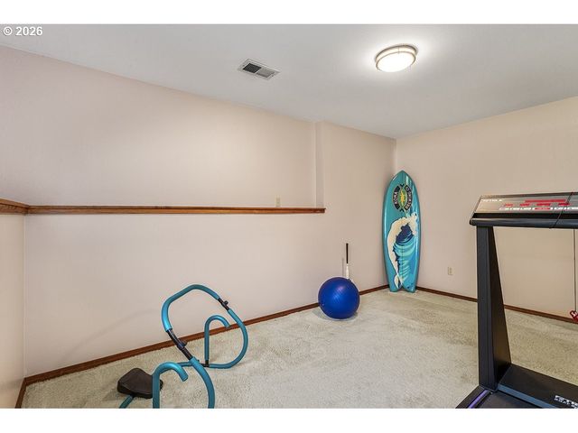 1962 Sw 27TH Dr, Gresham, OR 97080