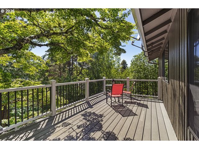 1962 Sw 27TH Dr, Gresham, OR 97080