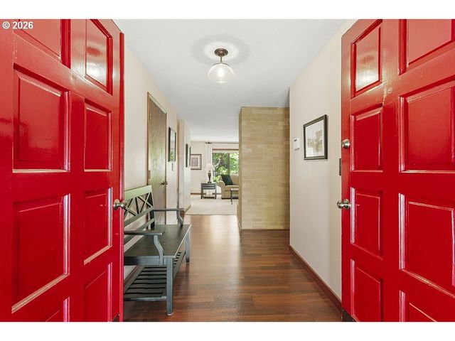 1962 Sw 27TH Dr, Gresham, OR 97080