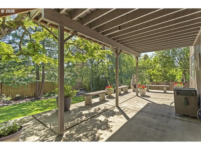 1962 Sw 27TH Dr, Gresham, OR 97080