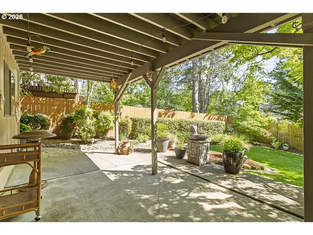1962 Sw 27TH Dr, Gresham, OR 97080