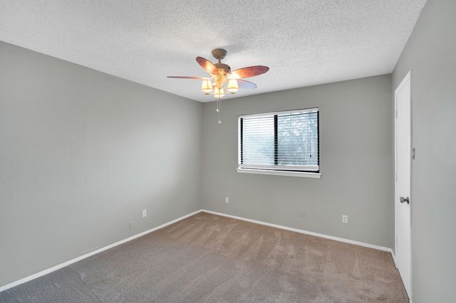 4515 Indian Oaks Trail, Arlington, TX 76017