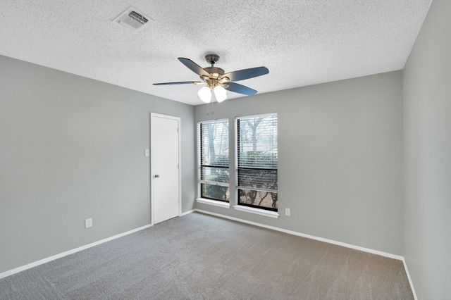 4515 Indian Oaks Trail, Arlington, TX 76017