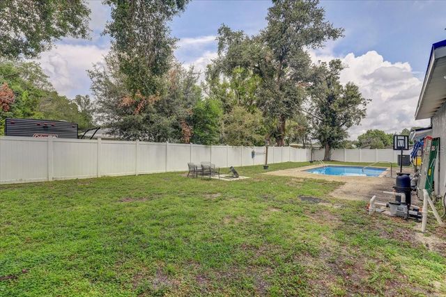 903 N BRACEWELL DRIVE, Plant City, FL 33563