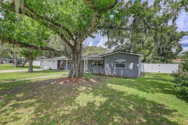 903 N BRACEWELL DRIVE, Plant City, FL 33563