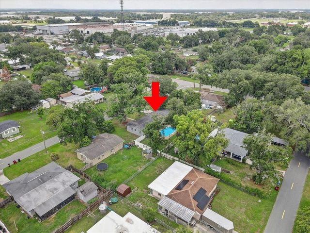 903 N BRACEWELL DRIVE, Plant City, FL 33563