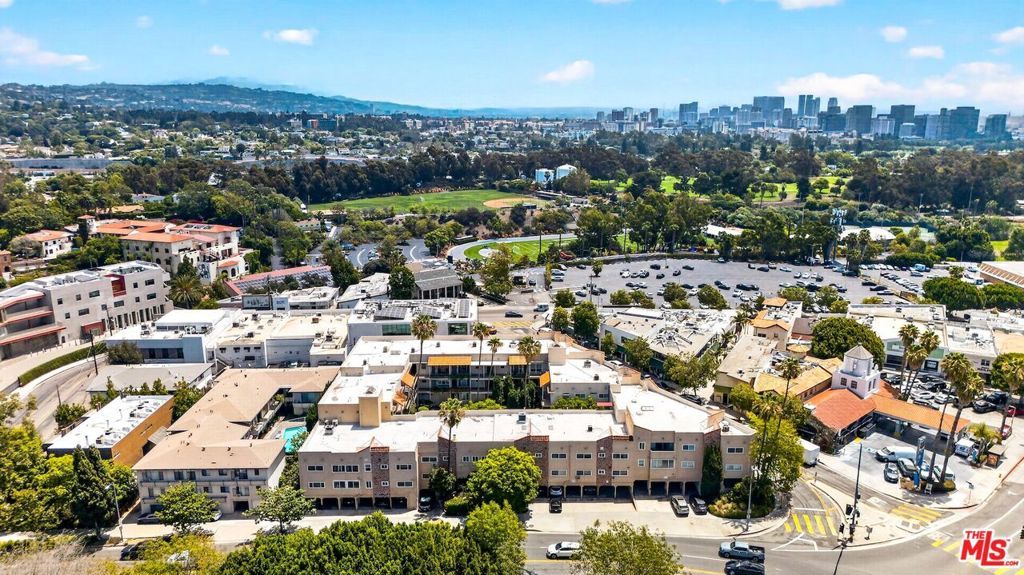 Image 2 of property listing at 11670 W Sunset Boulevard 217, Los Angeles, CA 90049