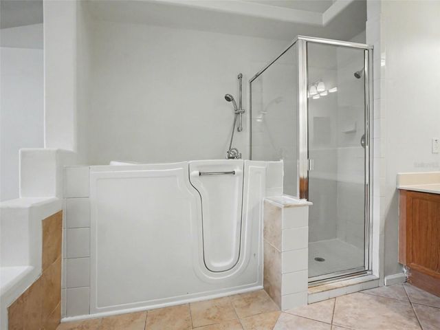 2609 MEADOW OAKS LOOP, Clermont, FL 34714