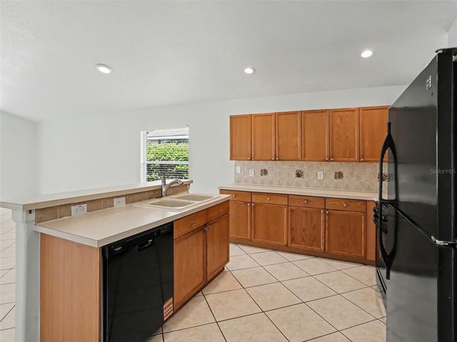 2609 MEADOW OAKS LOOP, Clermont, FL 34714