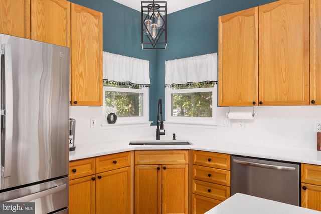 6811 LAKELAND WAY, Fredericksburg, VA 22407