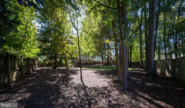 6811 LAKELAND WAY, Fredericksburg, VA 22407
