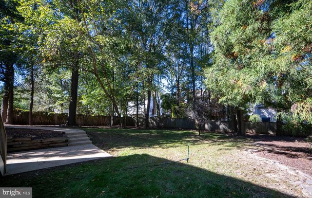 6811 LAKELAND WAY, Fredericksburg, VA 22407