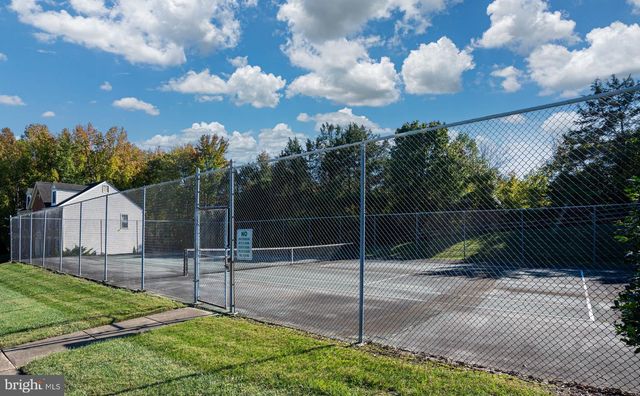 6811 LAKELAND WAY, Fredericksburg, VA 22407