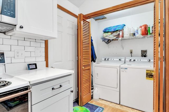 8 Golf Links Circle, Sandwich, MA 02563