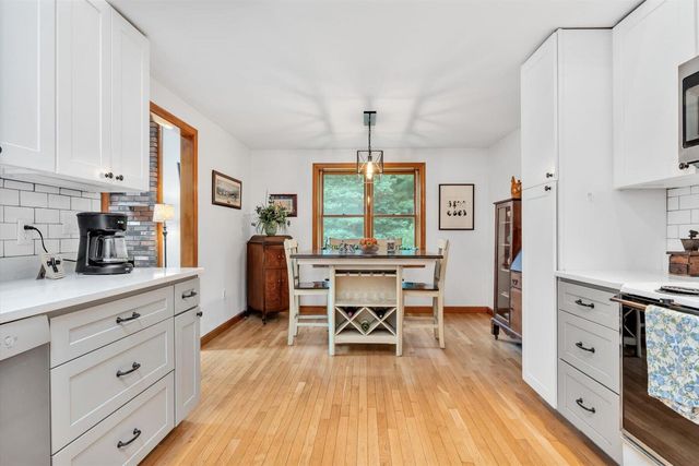 8 Golf Links Circle, Sandwich, MA 02563