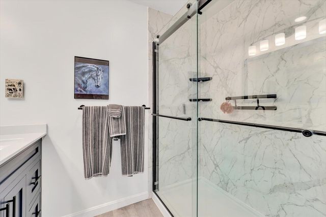 8 Golf Links Circle, Sandwich, MA 02563