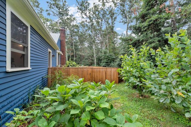 8 Golf Links Circle, Sandwich, MA 02563