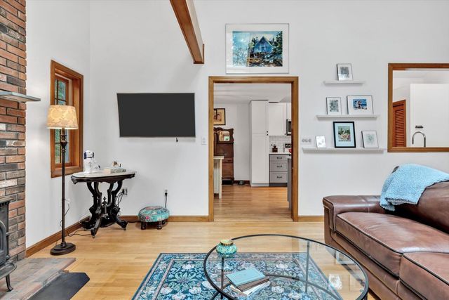 8 Golf Links Circle, Sandwich, MA 02563