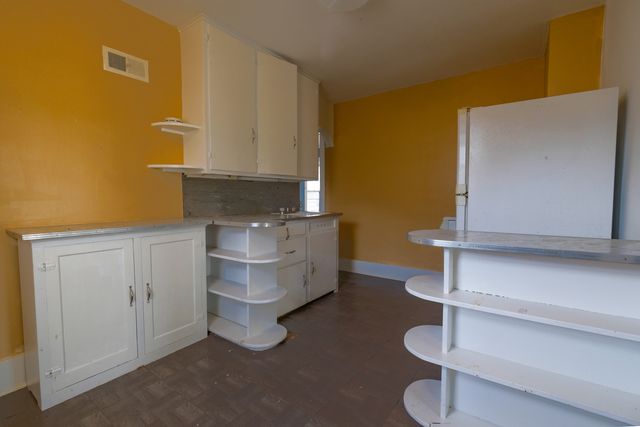 709 Pennsylvania Avenue, Mendota, IL 61342