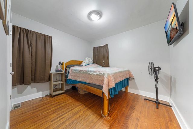 106 6th Avenue E, Ellendale, MN 56026