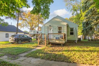 106 6th Avenue E, Ellendale, MN 56026