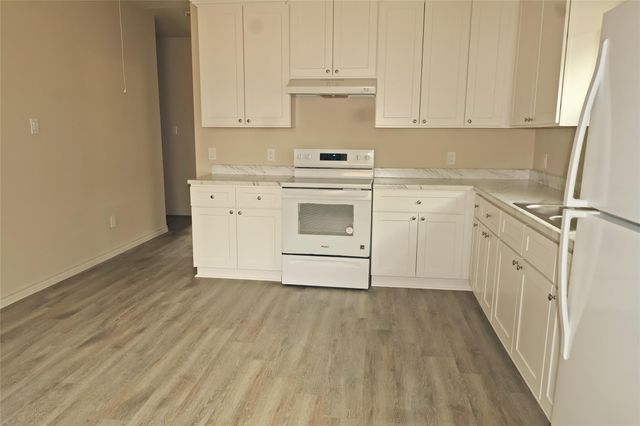 9906 Dipping Brook Street, Houston, TX 77076