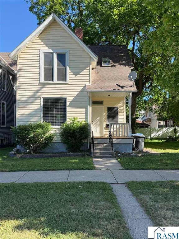 110 Van Brunt Street, Mankato, MN 56001