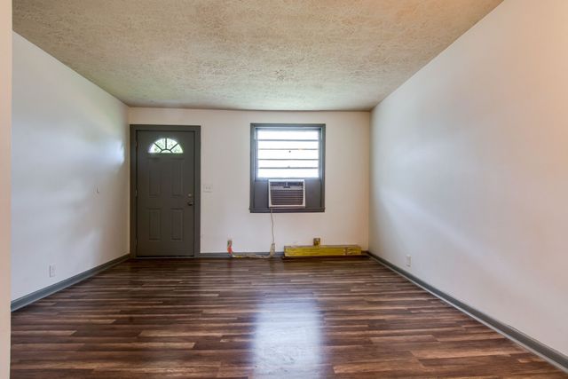 1733 17th Ave, N, Nashville, TN 37208