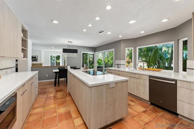 12642 Rue Sienne Nord, San Diego, CA 92131