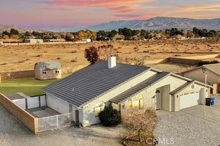 13991 Falling Leaf, Apple Valley, CA 92307
