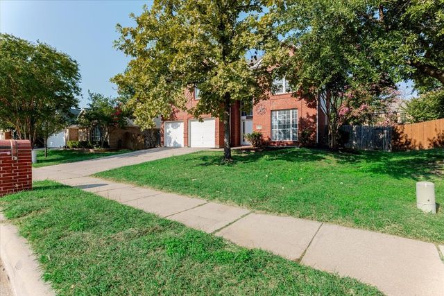 6704 Alderbrook Drive, Denton, TX 76210