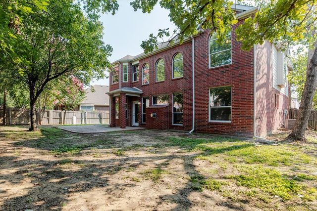6704 Alderbrook Drive, Denton, TX 76210