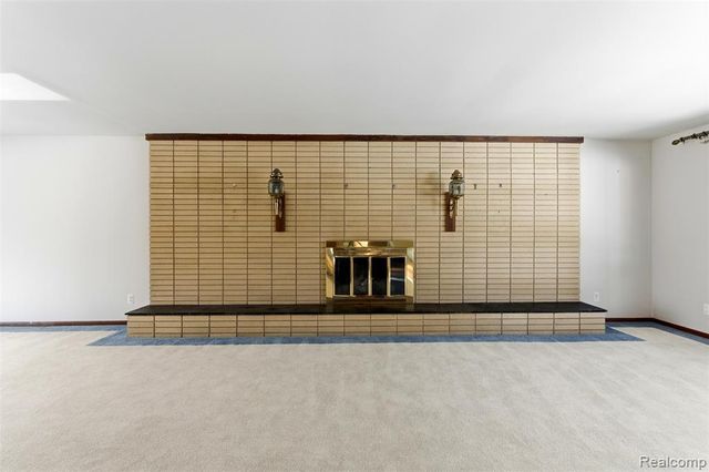 4710 Cove Road, West Bloomfield, MI 48323