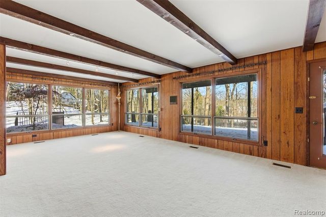 4710 Cove Road, West Bloomfield, MI 48323