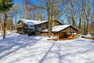 4710 Cove Road, West Bloomfield, MI 48323