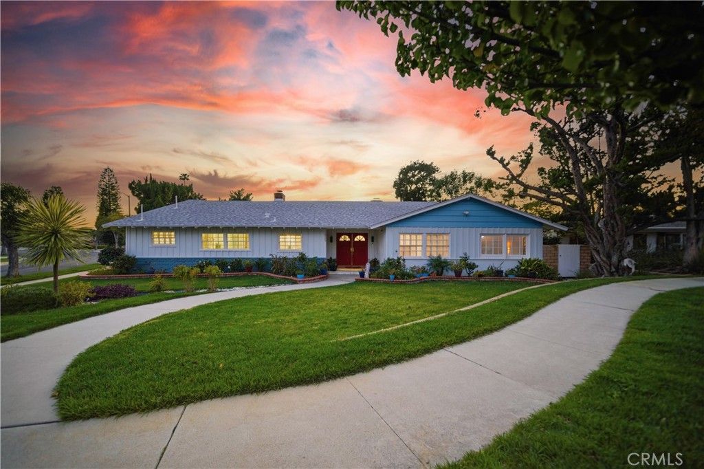 Image 1 of property listing at 10225 Donna, Northridge, CA 91324