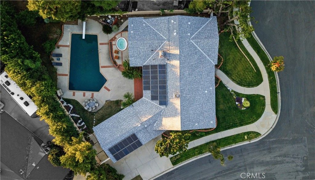 Image 27 of property listing at 10225 Donna, Northridge, CA 91324