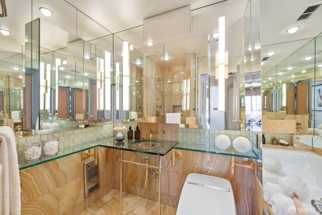 300 3rd Street 1101, San Francisco, CA 94107
