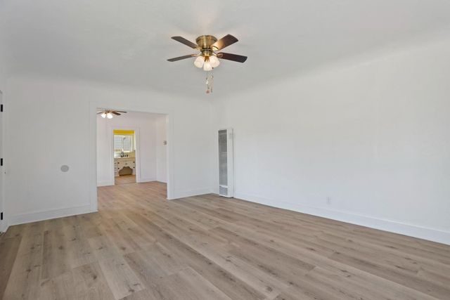 1520 N Berkeley Ave, Stockton, CA 95205