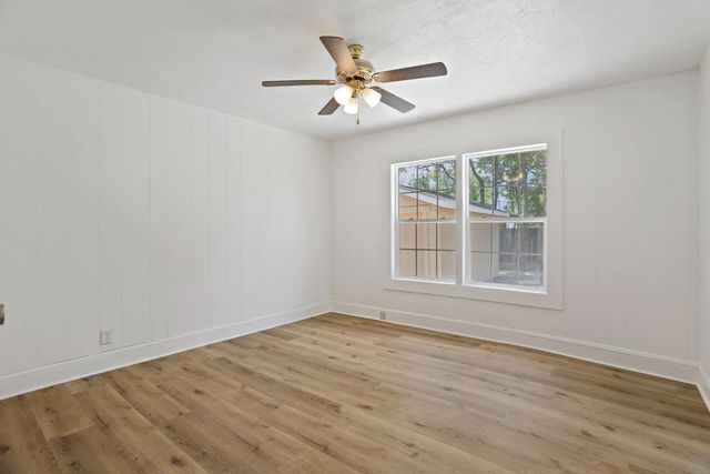 1520 N Berkeley Ave, Stockton, CA 95205