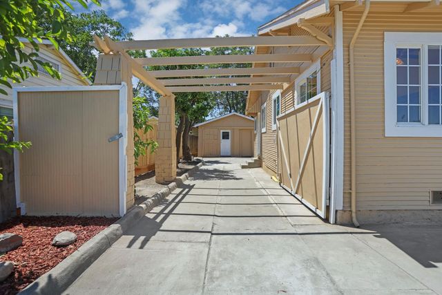 1520 N Berkeley Ave, Stockton, CA 95205