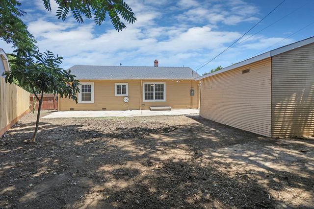 1520 N Berkeley Ave, Stockton, CA 95205