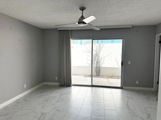 2210 S Calle Palo Fierro 37, Palm Springs, CA 92264