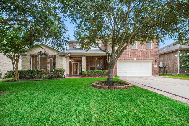 4438 W Maple Drive, Friendswood, TX 77546