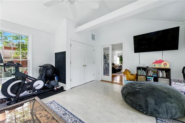 208 Wildwood DR, Yorktown, VA 23692
