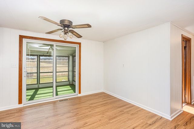 5146 GLEN ECHO RD, Glen Rock, PA 17327