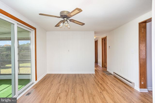 5146 GLEN ECHO RD, Glen Rock, PA 17327