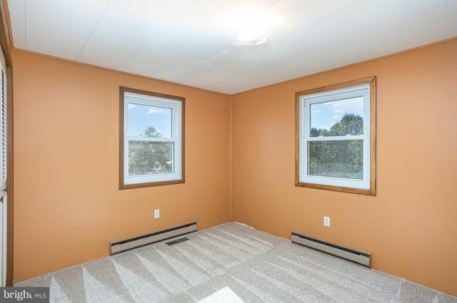 5146 GLEN ECHO RD, Glen Rock, PA 17327